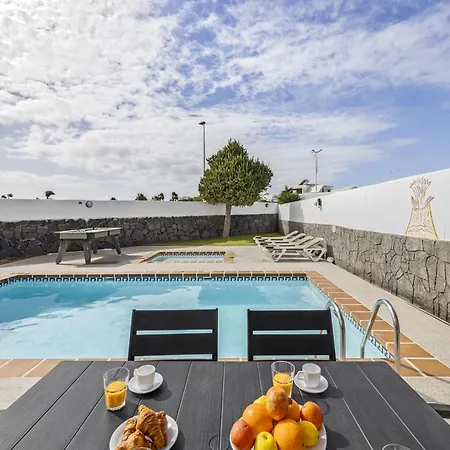 Villa Bezanilla - Vipvipvillas