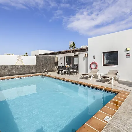 Bezanilla - Vipvipvillas *